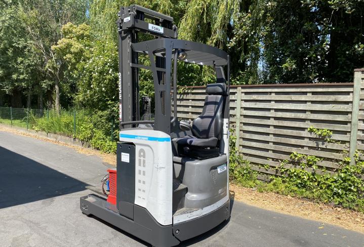 REACHTRUCK ATLET UMS160 REACH TRUCK 1600 KG ELEKTRISCHE REACHTRUCK 48V 560AH CELECTRIC REACHTRUCK TRIPLEX 6.75M 6750 mm TRIPLEX ATLET UNICARRIERS ATLET REACH FORKLIFT FOR SALE CHARIOT A VENDRE TE KOOP HEFTRUCK REACHTRUCK STAPELAAR TE KOOP VERKOOP FORX FORX GEBRUIKTE HEFTRUCK GEBRUIKTE REACHTRUCK FORX TE KOOP FORX VERKOOP TRIPLEX ELEKTRISCH FORX BRUGGE ZEEBRUGGE OOSTENDE GENT TORHOUT ROESELARE MEULEBEKE WAREGEM FORX FORX 