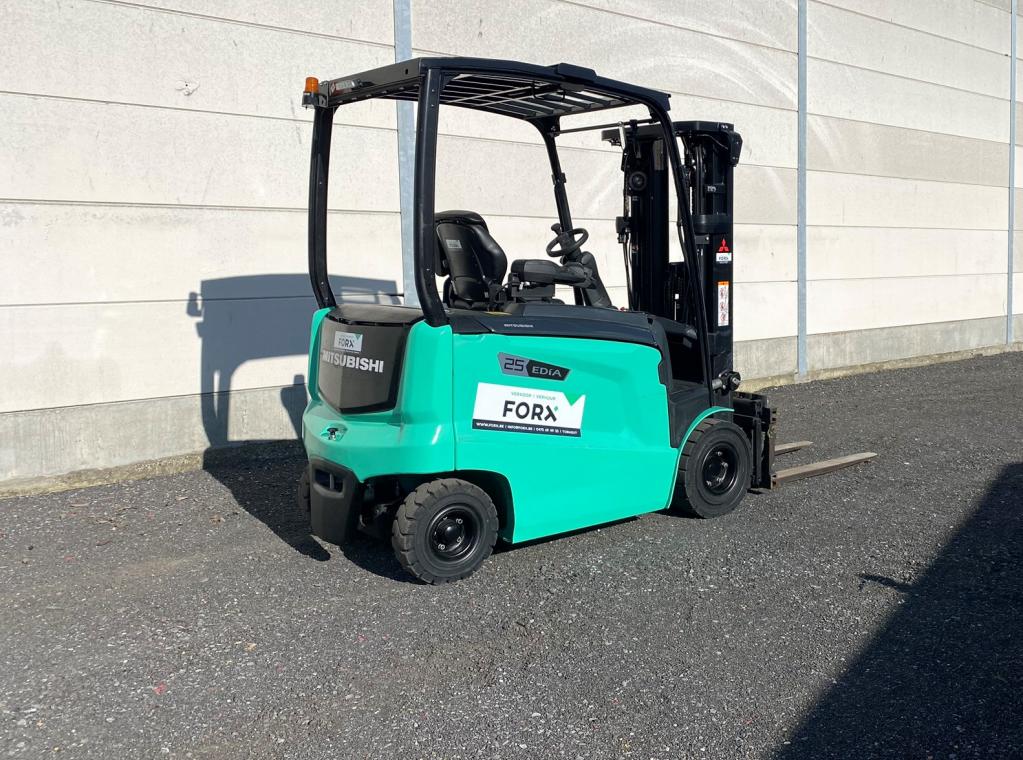 MITSUBISHI FB25CN ELEKTRISCHE 2.5 TON TRIPLEX 2500 KG ELEKTRISCHE 4WHEEL ELECTRIC FORKLIFT MITSUBISHI 2.5 TON ALS NIEUW NEARLY NEW FB25CN FORKLIFT CHARIOT TE KOOP HEFTRUCK VERKOOP TE HUUR HEFTRUCK VERHUUR TRANSPORT HEFTRUCK FORX DEKONINCK PIET TRANSPORT HEFTRUCKS BRUGGE ZEEBRUGGE TORHOUT ROESELARE WAREGEM KORTRIJK