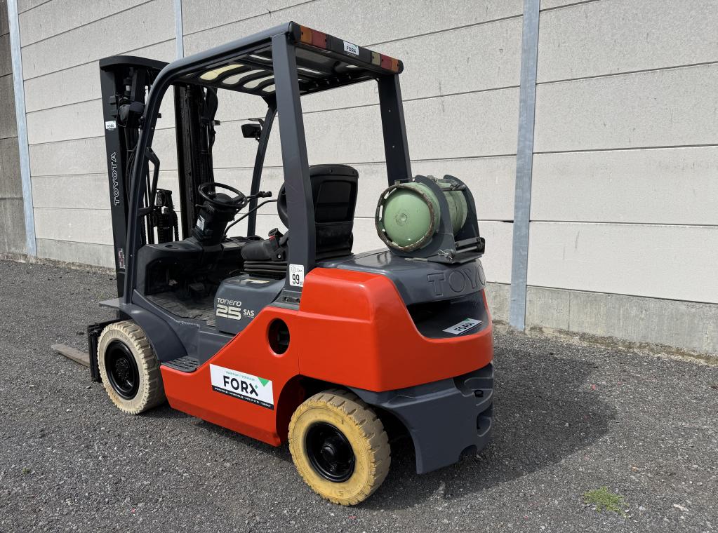TRANSPORT HEFTRUCK TOYOTA 8FGF25 TRIPLEX 4.7M 2.5 TON HEFTRUCK TE KOOP TOYOTA TE KOOP VERKOOP HEFTRUCKS VERKOOP TOYOTA TRANSPORT HEFTRUCKS CHARIOT A VENDRE FORKLIFT FOR SALE TOYOTA @FORX TOYOTA LPG 4700 MM 2500 KG HEFTRUCK TE KOOP TE HUUR SERVICE HEFTRUCK FORX THE BEST FORKLIFTDEALER @FORX THE BEST HEFTRUCKS IN VLAANDEREN BRUSSEL ZEEBRUGGE BRUGGE ZEDELGEM TORHOUT ROESELARE MEULEBEKE WAREGEM                                                                     devako 4rent cebeko vanbruwaene