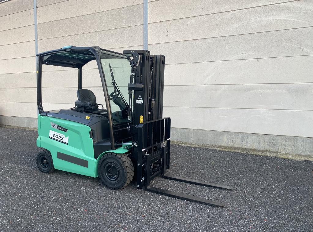 MITSUBISHI FB25ACN NIEUWE ELEKTRISCHE 2.5TON HEFTRUCK TRIPLEX 2500 kg 4 WIEL ELEKTRISCHE HEFTRUCK NEW ELECTRIC FORKLIFT CHARIOT TE KOOP HEFTRUCK TE HUUR HEFTRUCK FORX BY FORX TE KOOP TE HUUR VERHUUR VERKOOP FB25ACN MITSUBISHI SIDE SHIFT FINGERTIP FORX HEFTRUCK BATTERIJ 80V FORX FORX HEFTRUCK CHARIOT FORKLIFT FORX                                         BRUGGE ZEEBRUGGE ROESELARE TORHOUT WAREGEM MEULEBEKE INDUSTRIE INTERN TRANSPORT                                          devako cebeko vanbruwaene