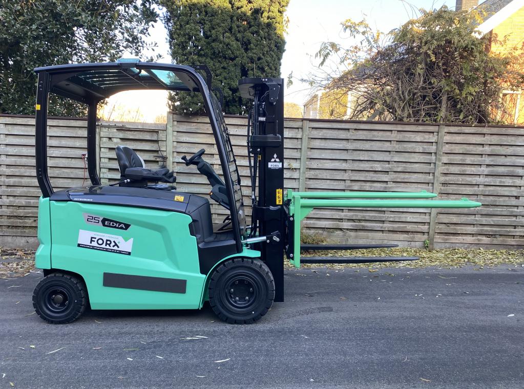 MITSUBISHI FB25ACN NIEUWE ELEKTRISCHE 2.5TON HEFTRUCK TRIPLEX 2500 kg 4 WIEL ELEKTRISCHE HEFTRUCK NEW ELECTRIC FORKLIFT CHARIOT TE KOOP HEFTRUCK TE HUUR HEFTRUCK FORX BY FORX TE KOOP TE HUUR VERHUUR VERKOOP FB25ACN MITSUBISHI SIDE SHIFT FINGERTIP FORX HEFTRUCK BATTERIJ 80V FORX FORX HEFTRUCK CHARIOT FORKLIFT FORX                                         BRUGGE ZEEBRUGGE ROESELARE TORHOUT WAREGEM MEULEBEKE INDUSTRIE INTERN TRANSPORT                                          devako cebeko vanbruwaene