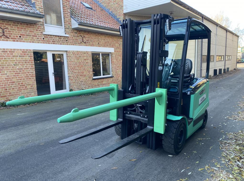 MITSUBISHI FB25ACN NIEUWE ELEKTRISCHE 2.5TON HEFTRUCK TRIPLEX 2500 kg 4 WIEL ELEKTRISCHE HEFTRUCK NEW ELECTRIC FORKLIFT CHARIOT TE KOOP HEFTRUCK TE HUUR HEFTRUCK FORX BY FORX TE KOOP TE HUUR VERHUUR VERKOOP FB25ACN MITSUBISHI SIDE SHIFT FINGERTIP FORX HEFTRUCK BATTERIJ 80V FORX FORX HEFTRUCK CHARIOT FORKLIFT FORX                                         BRUGGE ZEEBRUGGE ROESELARE TORHOUT WAREGEM MEULEBEKE INDUSTRIE INTERN TRANSPORT                                          devako cebeko vanbruwaene