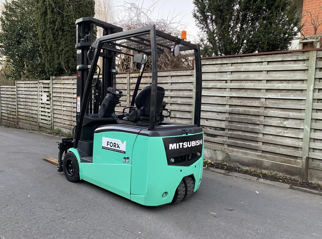 FORX DE BESTE HEFTRUCKVERDELER TRANSPORT HEFTRUCK VERKOOP HEFTRUCK VERHUUR HEFTRUCK CHARIOT A VENDRE FORKLIFT FOR SALE MITSUBISHI CATERPILLAR ELEKTRISCHE 3 WIELER 3 WHEEL ELECTRIC TRIPLEX 6000 mm 6M TRIPLEX FB20PNT 2 TON 2000 KG HEFVERMOGEN CHARIOT FORKLIFT HEFTRUCK FORX FORX DEKONINCK PIET CATERPILLAR MITSUBISHI NISSAN ZEEBRUGGE BRUGGE ZEDELGEM TORHOUT ROESELARE MEULBEKE WAREGEM