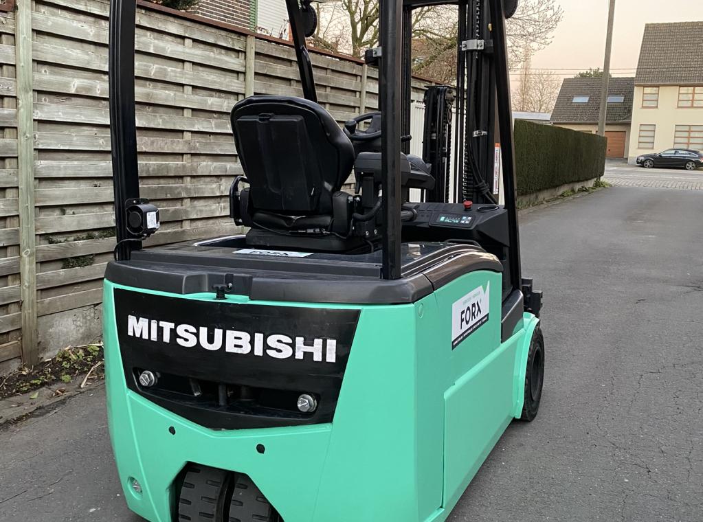 MITSUBISHI FB20PNT ELEKTRISCHE DRIEWIELER 2TON 2000 KG 3 WHEELS TRIPLEX 6M 6000 mm TRIPLEX ELEKTRIC FORKLIFT CHARIOT A VENDRE FORKLIFT FOR SALE HEFTRUCK TE KOOP FORX VERKOOP TE HUUR FORX VERHUUR MITSUBISHI 2T ELECTRIC TRANSPORT HEFTRUCK VERKOOP HEFTRUCK FORX DEKONINCK PIET