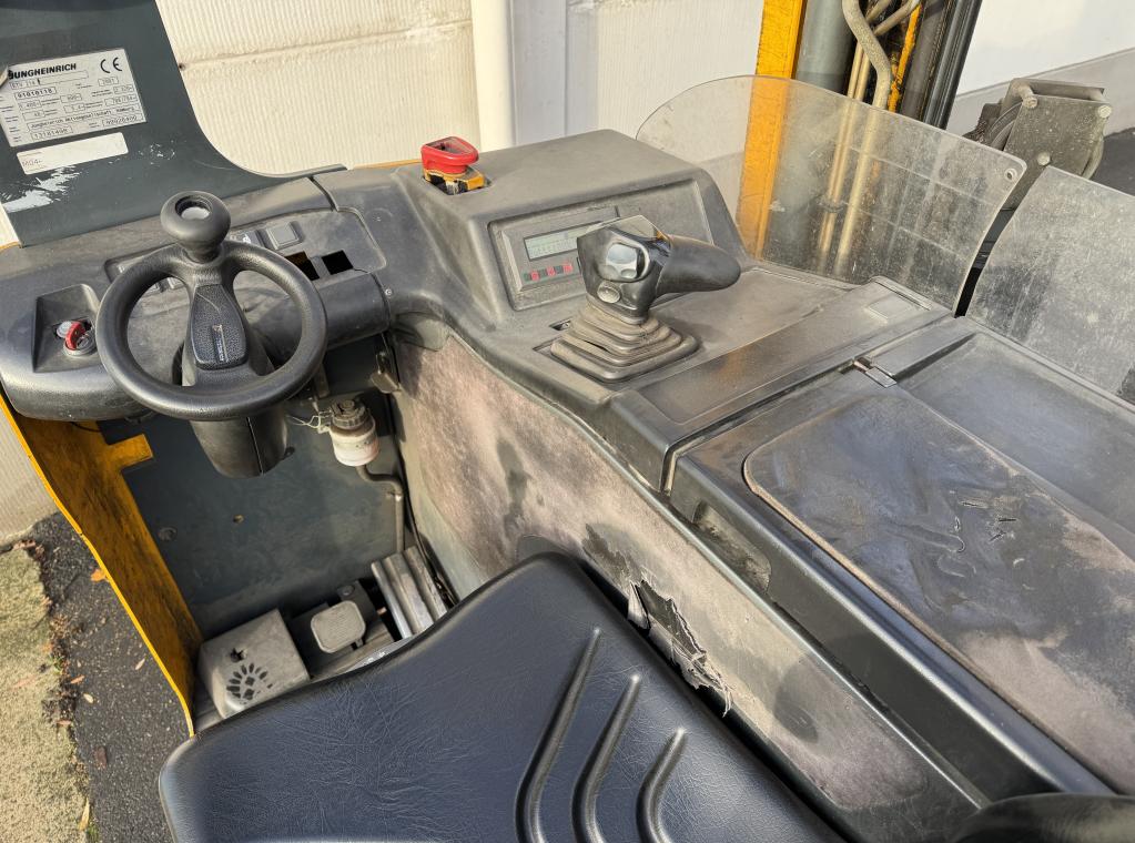 - #Jungheinrich - #Reachtruck - #TriplexMast - #ReachtruckTeKoop - #MagazijnMaterieel - #WarehouseEquipment - #MaterialHandling - #Logistiek - #InternTransport - #MachinesTeKoop - #TweedehandsMaterieel - #IndustrieelMaterieel TRANSPORT HEFTRUCK VERKOOP HEFTRUCK VERHUUR HEFTRUCK FORX BESTE FORKLIFTDEALER chariots a vendre forklifts for sale FORX TRANSPORT HEFTRUCK