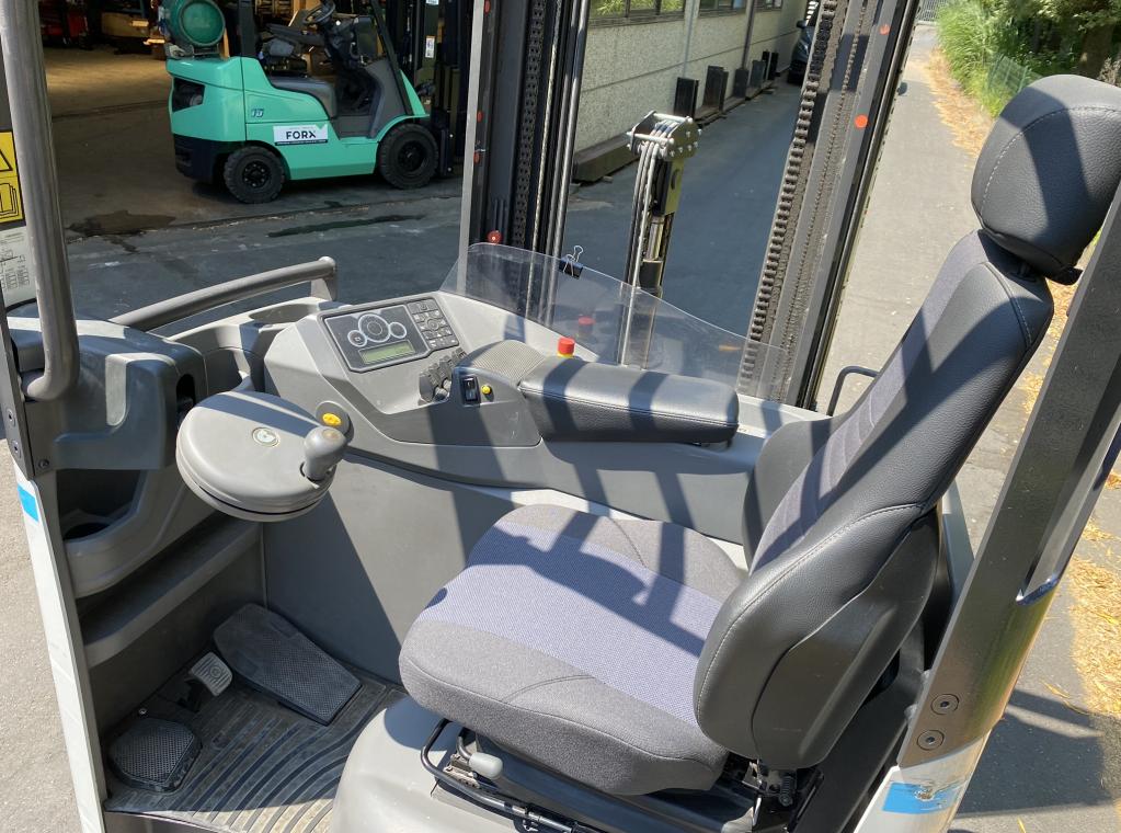 REACHTRUCK ATLET UMS160 REACH TRUCK 1600 KG ELEKTRISCHE REACHTRUCK 48V 560AH CELECTRIC REACHTRUCK TRIPLEX 6.75M 6750 mm TRIPLEX ATLET UNICARRIERS ATLET REACH FORKLIFT FOR SALE CHARIOT A VENDRE TE KOOP HEFTRUCK REACHTRUCK STAPELAAR TE KOOP VERKOOP FORX FORX GEBRUIKTE HEFTRUCK GEBRUIKTE REACHTRUCK FORX TE KOOP FORX VERKOOP TRIPLEX ELEKTRISCH FORX BRUGGE ZEEBRUGGE OOSTENDE GENT TORHOUT ROESELARE MEULEBEKE WAREGEM FORX FORX 