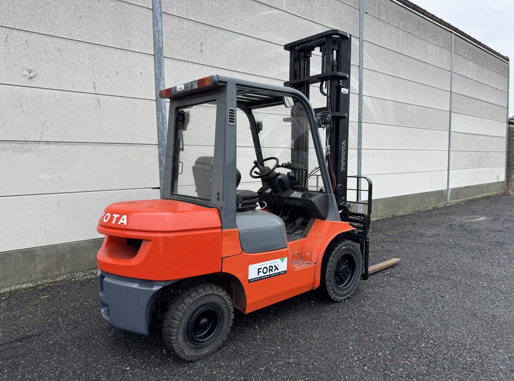 TOYOTA DIESEL 7FDF30 FORX THE BEST HEFTRUCKDEALER
