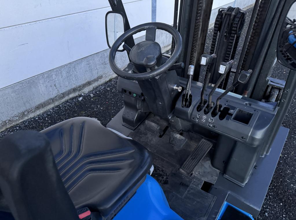 NISSAN HEFTRUCK 2.5T 2500 KG TRIPLEX 5500 mm 5.5M TRANSPORT HEFTRUCK VERKOOP HEFTRUCK VERHUUR HEFTRUCK CHARIOT A VENDRE FORKLIFT FOR SALE NISSAN 5.5M TRIPLEX FORX THE BEST FORX THE BEST