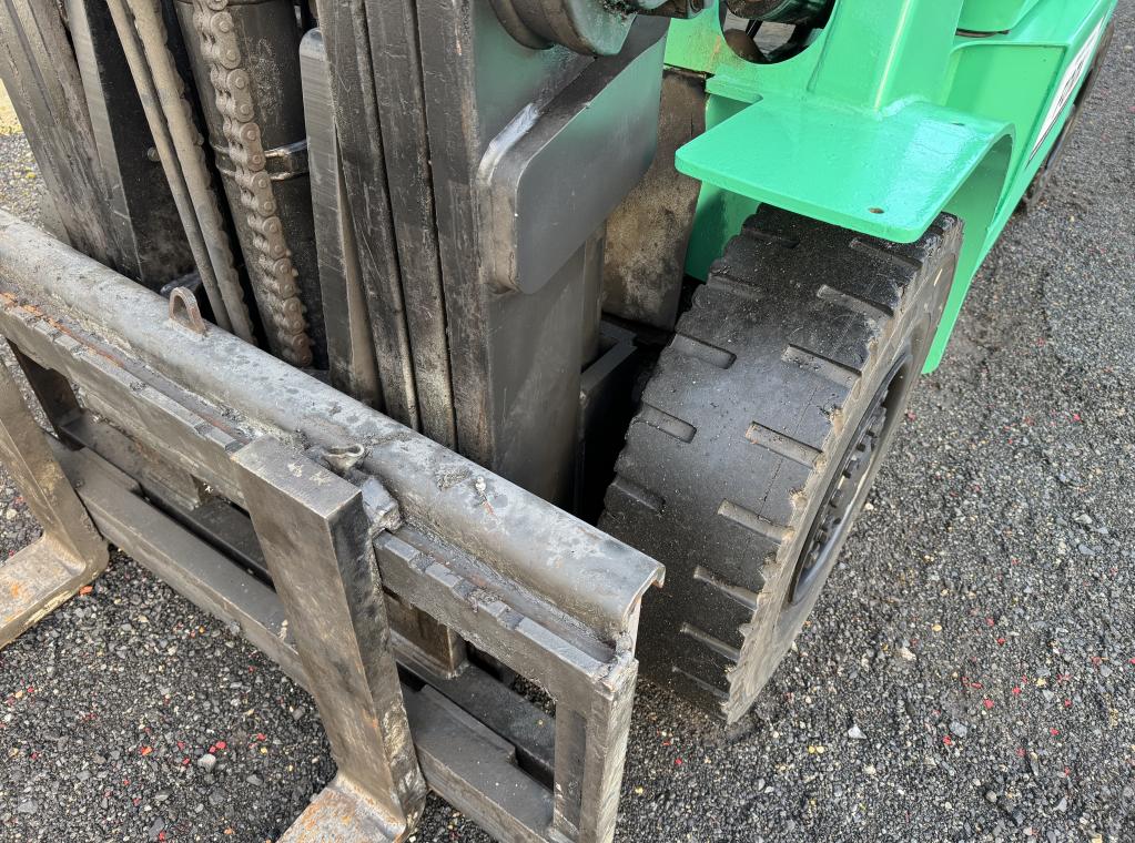 4 TON DIESEL HEFTRUCK MET TRIPLEX_FORX BEST HEFTRUCKDEALER FORX TRANSPORT HEFTRUCKS