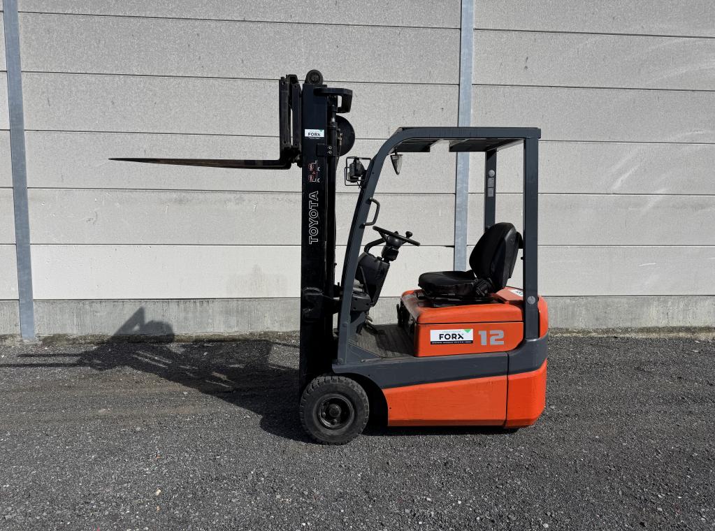 EKTRISCHE 3-WIEL HEFTRUCK 1.2 TON FORX BEST FORKLIFTDEALER