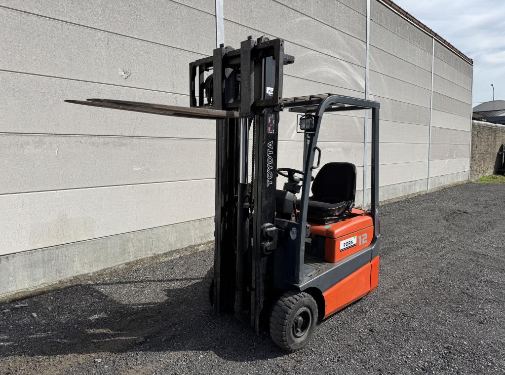 EKTRISCHE 3-WIEL HEFTRUCK 1.2 TON FORX BEST FORKLIFTDEALER