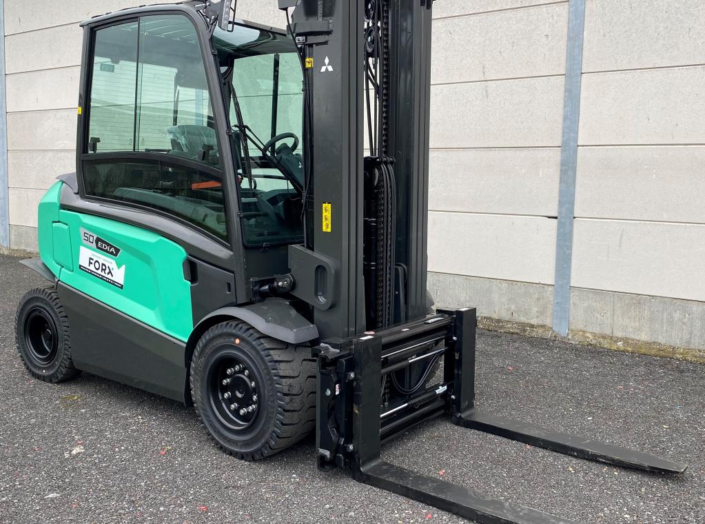 MITSUBISHI FB50CN EDIA XL NIEUW REVOLUTIONAIRE HEFTRUCK ELEKTRISCH 5 TON 6 TON 4 TON 7 TON ELECTRIC FORKLIFT CHARIOT ELECTRIQUE TRIPLEX 5100 mm INDUSTRIELE TOEPASSING 5.1M TRIPLEX HEFTRUCK TE KOOP A VENDRE TE HUUR TRANSPORT HEFTRUCK FORX DEKONINCK PIET HEFTRUCKS FORX CHARIOTS FORX FORKLIFTS FORX                                                    devako cebeko 4rent dumarent