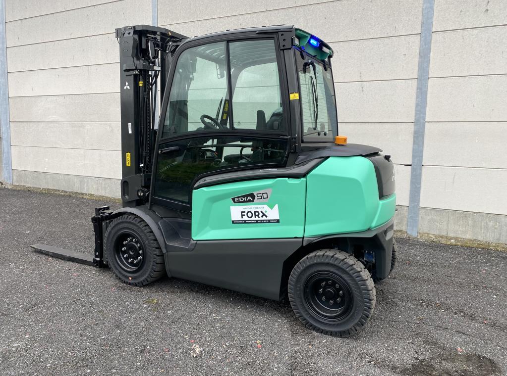 MITSUBISHI FB50CN EDIA XL NIEUW REVOLUTIONAIRE HEFTRUCK ELEKTRISCH 5 TON 6 TON 4 TON 7 TON ELECTRIC FORKLIFT CHARIOT ELECTRIQUE TRIPLEX 5100 mm INDUSTRIELE TOEPASSING 5.1M TRIPLEX HEFTRUCK TE KOOP A VENDRE TE HUUR TRANSPORT HEFTRUCK FORX DEKONINCK PIET HEFTRUCKS FORX CHARIOTS FORX FORKLIFTS FORX                                                    devako cebeko 4rent dumarent