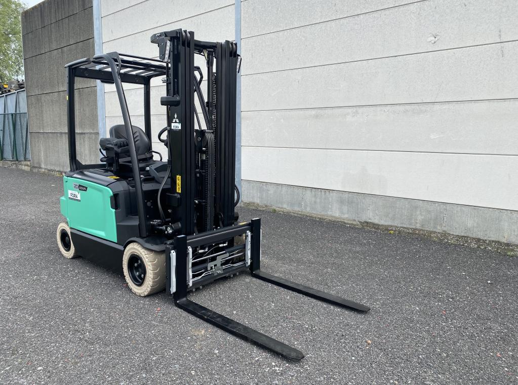 NEW MITSUBISHI COMPACTE VIERWIELHEFTRUCK 4 WIEL CHARIOT FORKLIFT ELECTRIC 4 WHEEL TRIPLEX NEW MITSUBISHI NON MARKING TRIPLEX SIDE SHIFT 48V BATTERIJ HEFTRUCK CHARIOT FORKLIFT NEW NIEUW HEFTRUCK FORX TE KOOP VERKOOP VERHUUR TE HUUR                                           Forx devako cebeko dumarent vanbruwaene