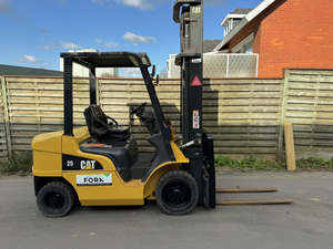 Caterpillar 2.5 ton diesel tripl 4.5M - Forx_