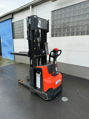 Elektische BT stapelaar 3.3M 