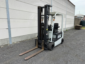 NISSAN 2 TON ELEKTRISCH FORX BEST FORKLIFTDEALER