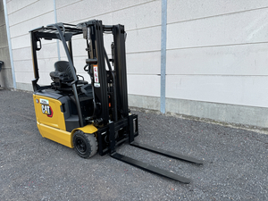 CATERPILLAR 1.4 TON TRIPLEX FORX BESTE HEFTRUCKDEALER