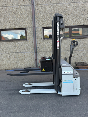 Elektrische stapelaar 1250 kg@forx.be
