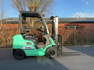 Mitsubishi 1.5 Ton Diesel @forx.be
