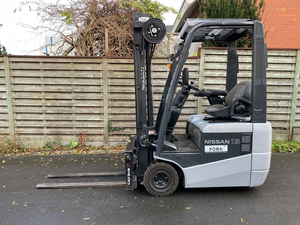 compacte 3-wiel heftruck @forx.be
